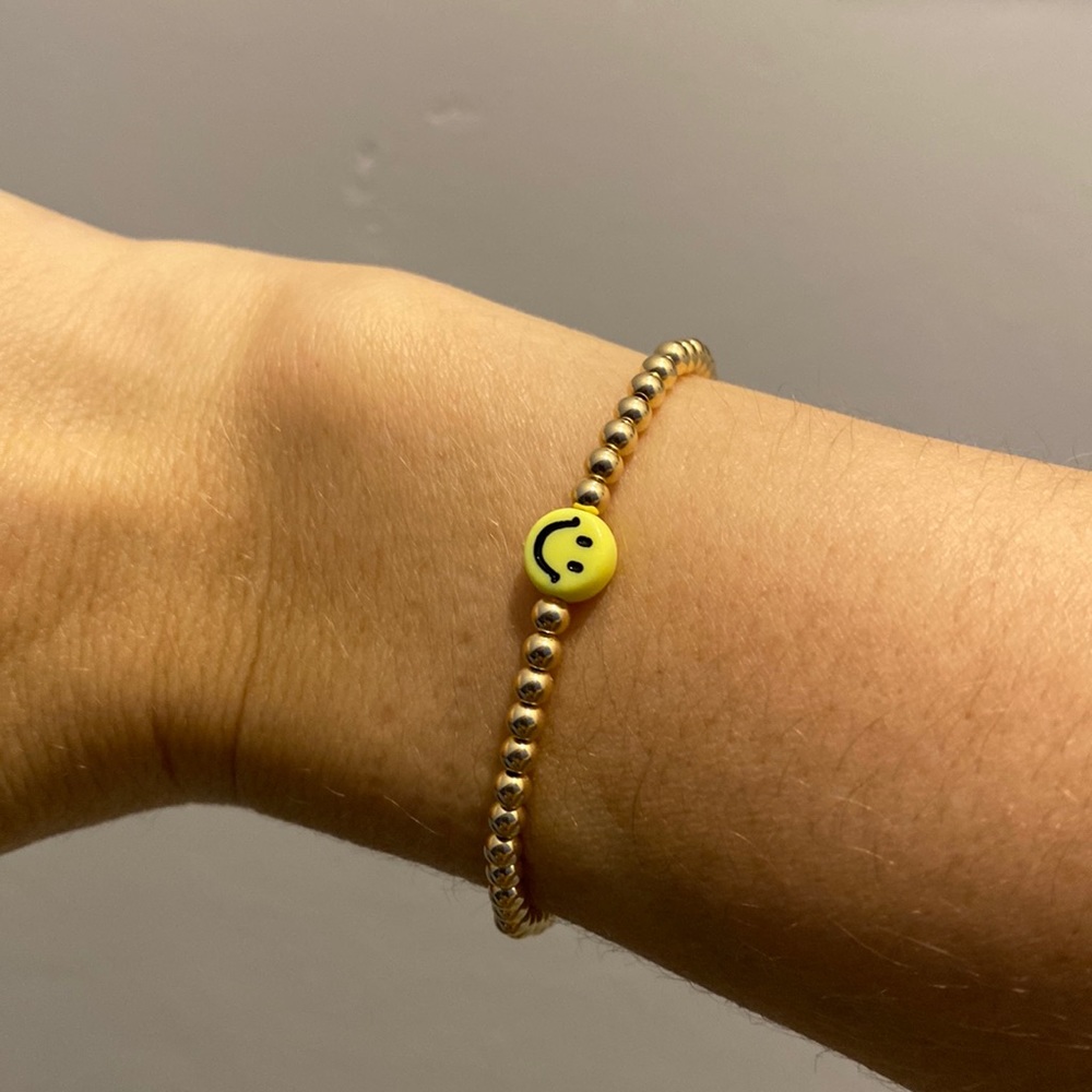 😀 NEW Smiley face Bracelet in 14k gold filled beads